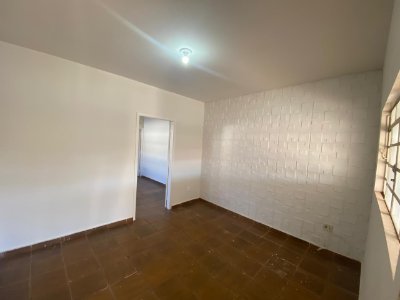 Imóvel Residencial - Jd. Luiza Maria
