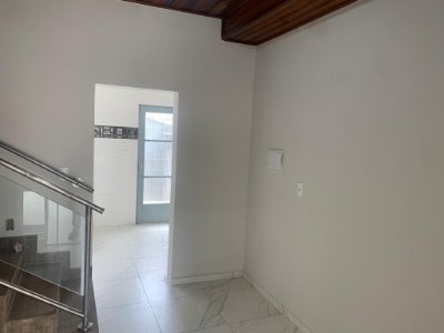 Imóvel Residencial - SOBRADO - Jd. Copacabana
