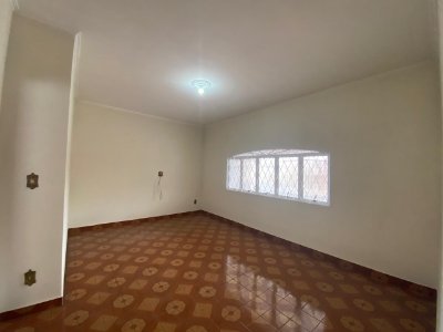 Imóvel Residencial - Jd São Luiz  -  (próximo ao Clube Sayão)