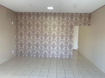 Imóvel Comercial - proximo ao Restaurante Tempero Manero