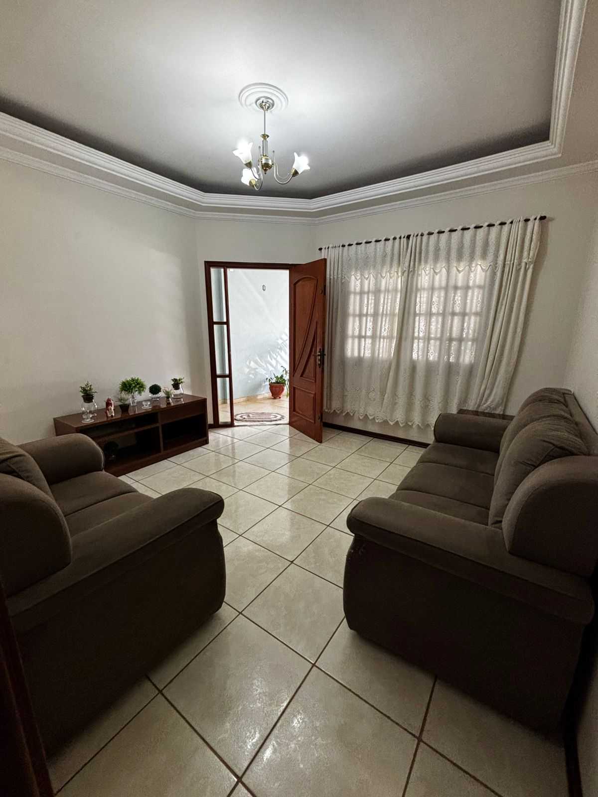Imóvel Residencial - VENDA - Jd. Luiza Maria
