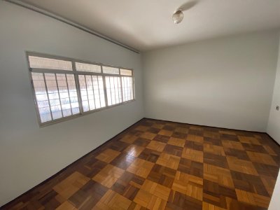 Imóvel Residencial - Centro - Proximo a Marginal