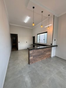 Imóvel Residencial - VENDA - Jd. Esmeralda