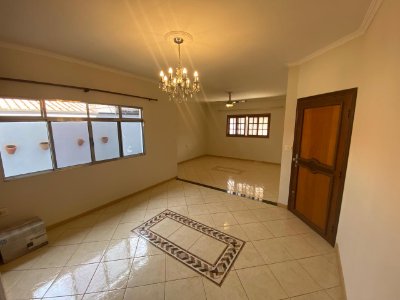 Imóvel Residencial - Jardim Nova Europa