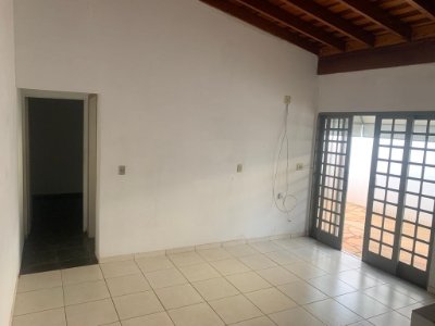 Imóvel Residencial - Jd. Candida - FUNDOS