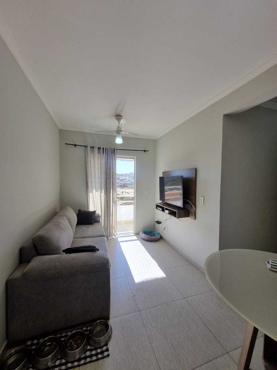 Apartamento no Jd. São João
