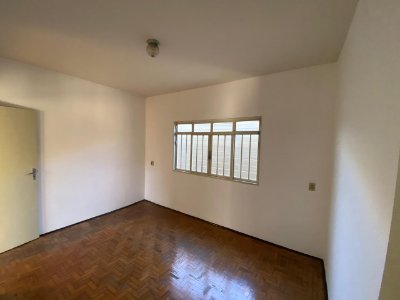Imóvel Residencial - Centro - Proximo a Marginal
