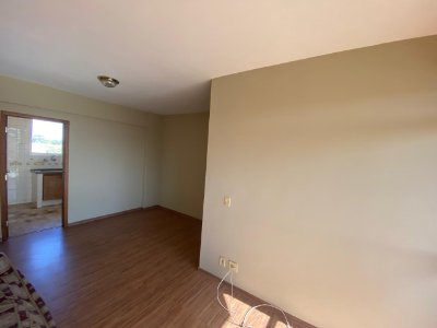 Apartamento - Região Central - Proximo ao Lago Municipal