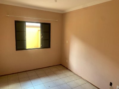 Apartamento - proximo ao Hospital Unimed - TERREO