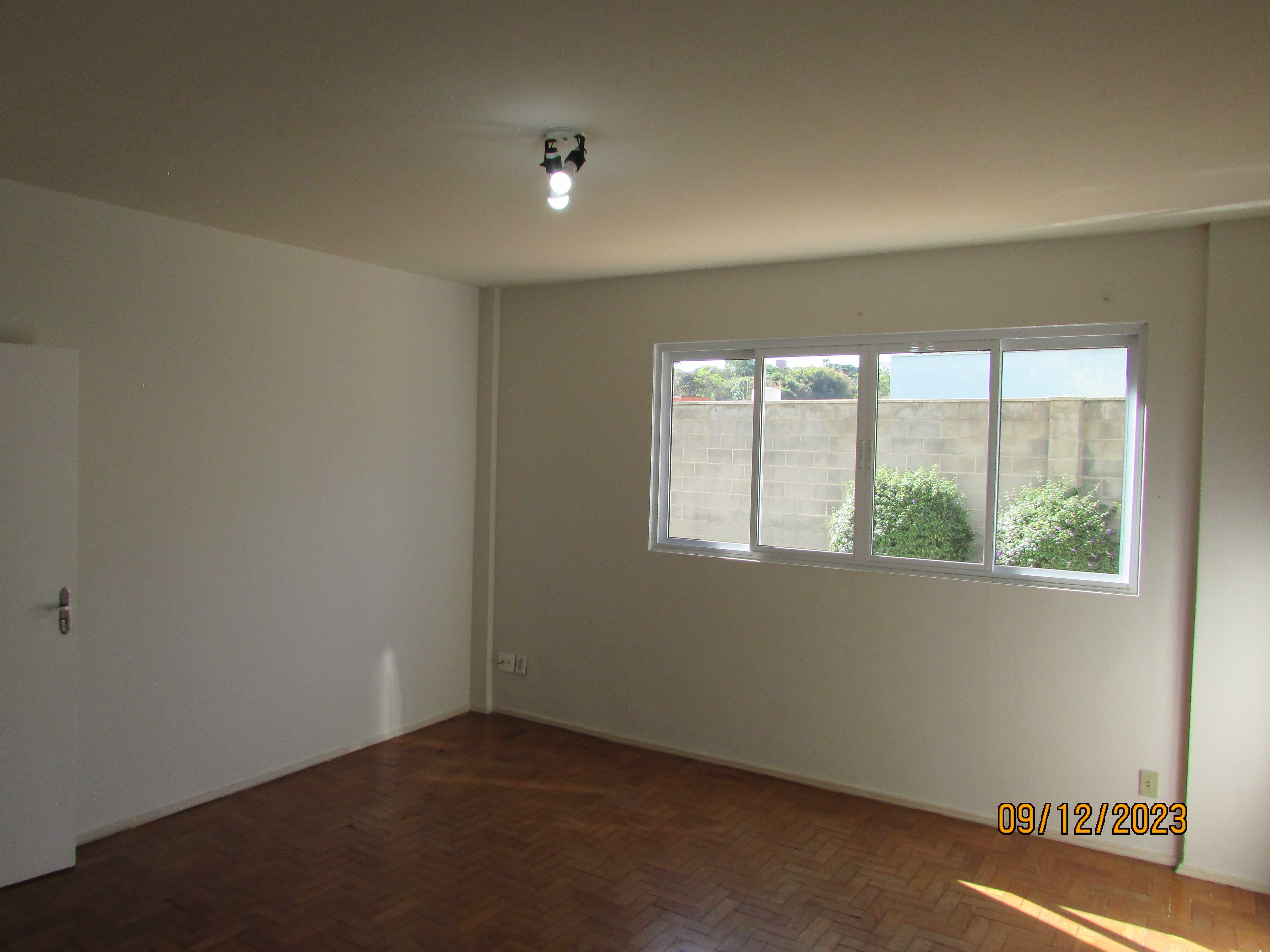 Apartamento - Região Central - proximo a Padaria Magdalon