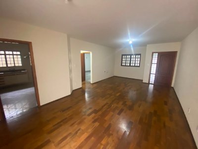 Imóvel Residencial - Jd. Luiza Maria