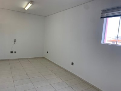 Imovel Comercial - CENTRO - ( andar superior papelaria Alfa)