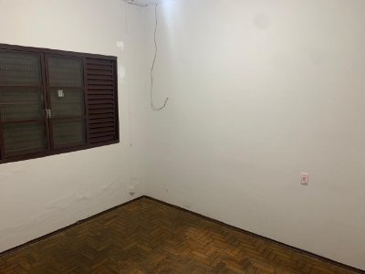 Imóvel Residencial - Jardim Belvedere - Proximo a Catedral Quadrangular