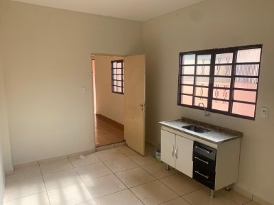 Imóvel Residencial - Jd. Campestre - FUNDOS