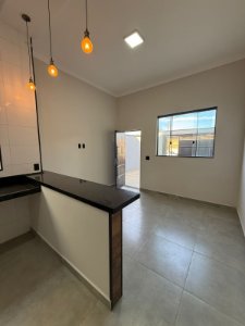 Imóvel Residencial - VENDA - Jd. Esmeralda