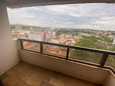 Apartamento  Central - Proximo ao Lago Municipal
