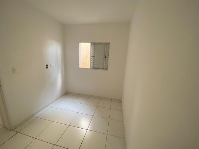 Apartamento - proximo ao KBG e SUPERMERCADO FAVETTA