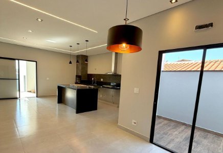 VENDA - Imóvel Residencial Jd. Candida