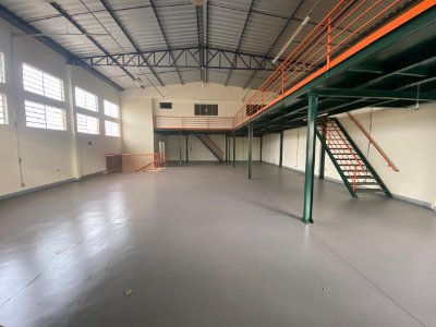 Barracao Comercial -Parque das Arvores