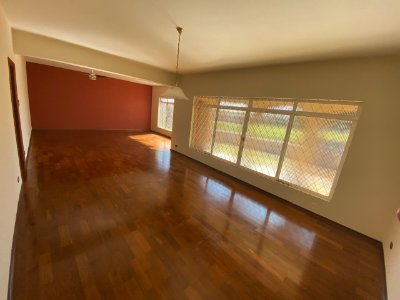 Imóvel Residencial - Jardim Universitario