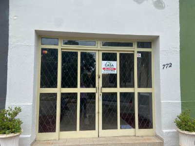 Imóvel Comercial - Centro - proximo a Escola Justiniano