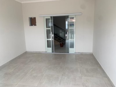 Imóvel Residencial - SOBRADO - Jd. Copacabana